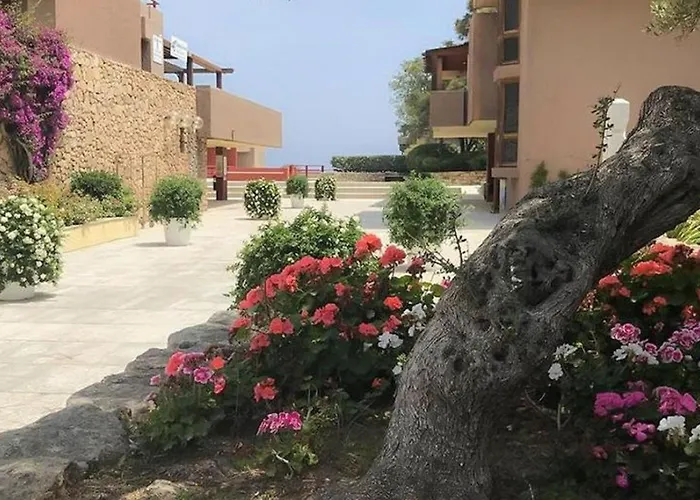 Apartment Family In Near Sea *