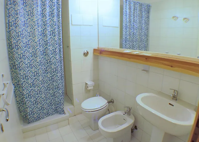 Family In Near Sea Apartment Olbia