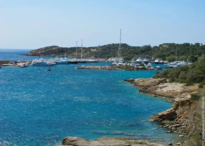 Apartment Family In Near Sea *